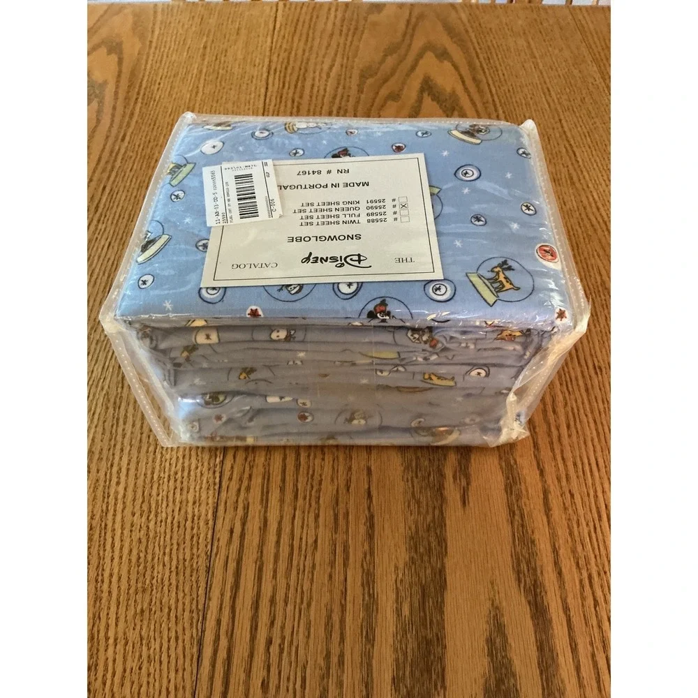 Disney Catalog Snowglobe Flannel Queen Sheet Set Mickey Pluto Blue Portugal NEW